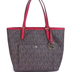 Michael Kors large Jet Set snap pocket tote